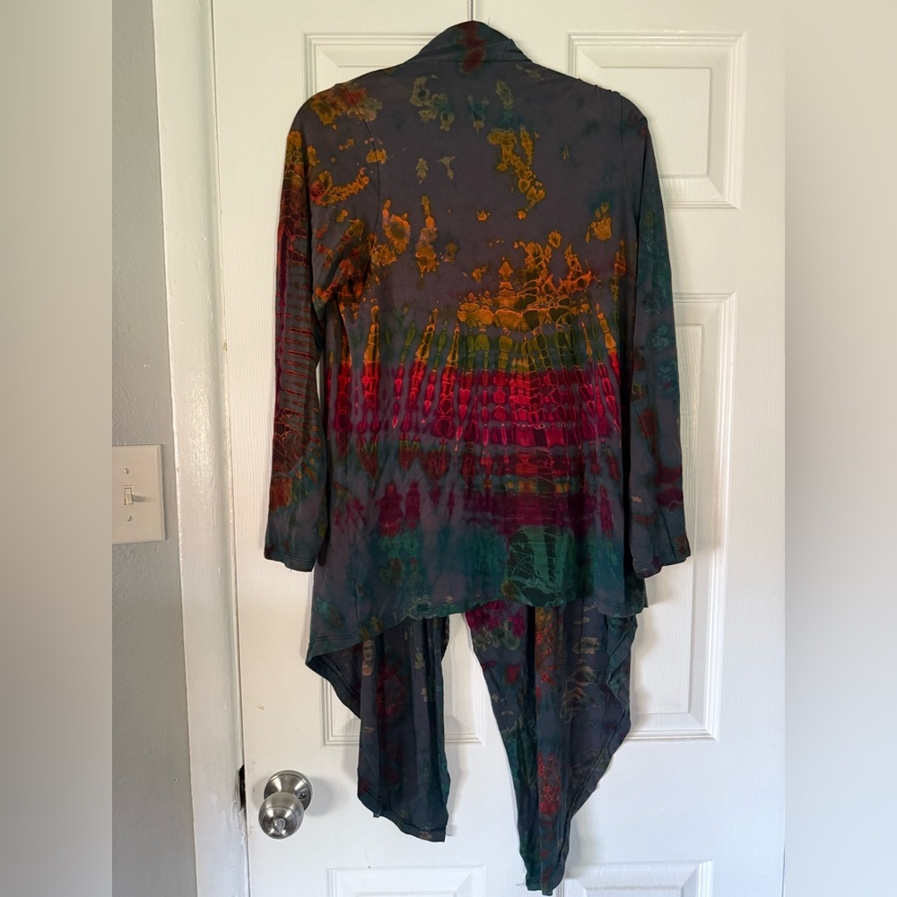 Tie Dye Festival Shawl - Picture 4 of 4